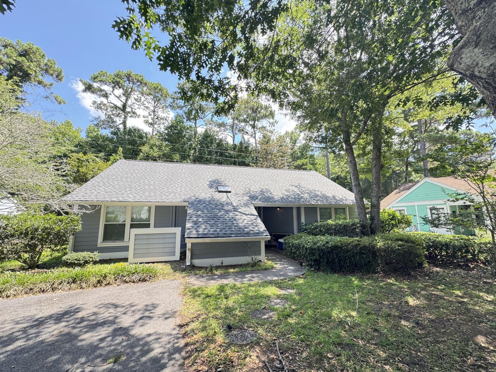 1124 Honeysuckle Court Photo 18