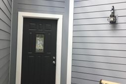 1124 Honeysuckle Court photo 4