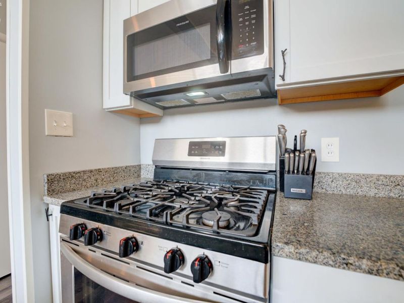 305 Forest Hills, Huron, OH 44839 Photo 13