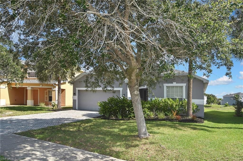 11069 River Trent Ct, Lehigh Acres, FL 33971 Photo