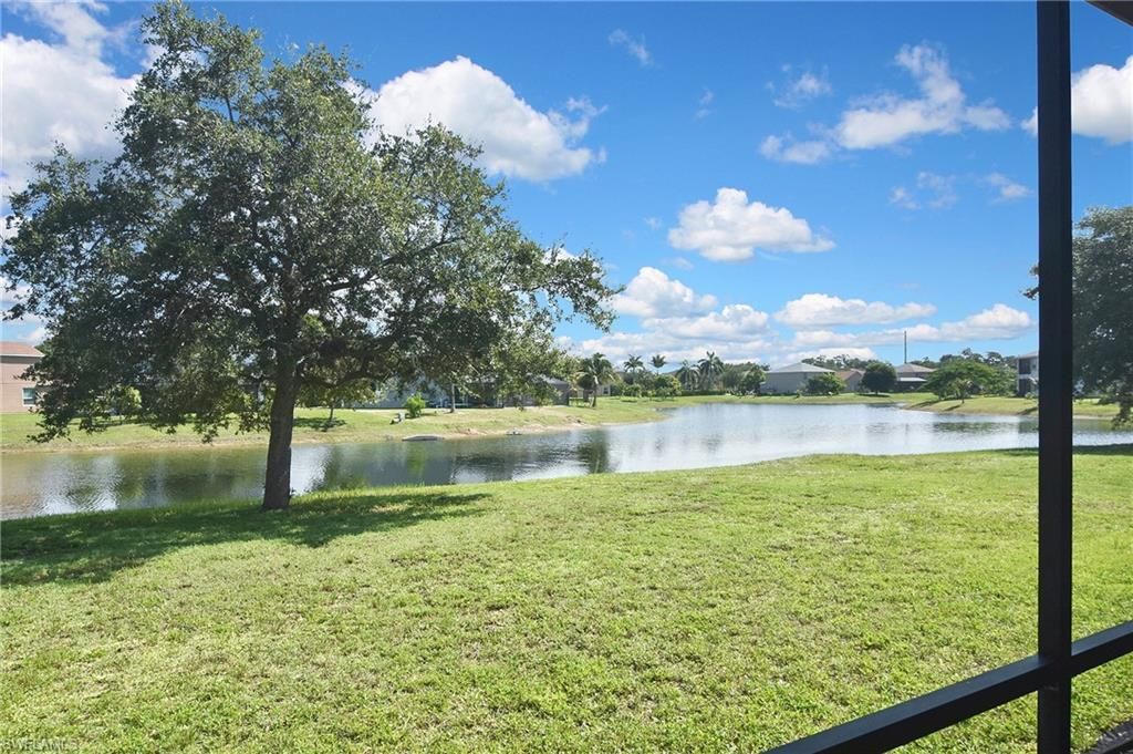 11069 River Trent Ct, Lehigh Acres, FL 33971 Photo