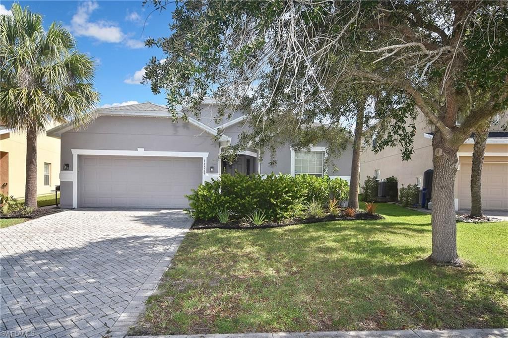 11069 River Trent Ct, Lehigh Acres, FL 33971 Photo