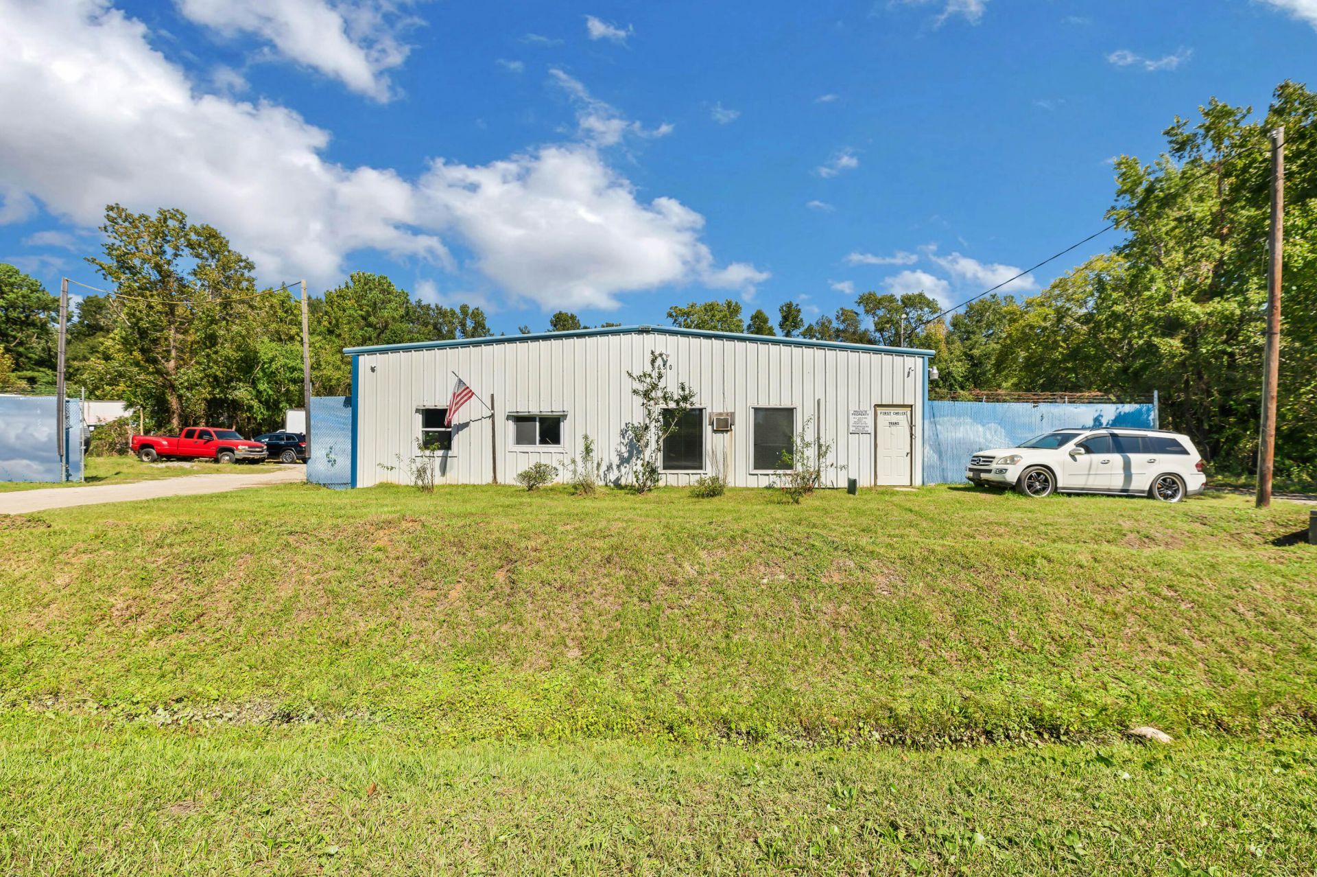 6650 Jet Park Road  Photo 4