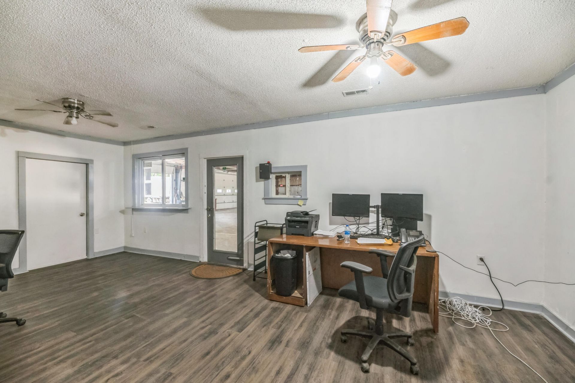 6650 Jet Park Road  Photo 9