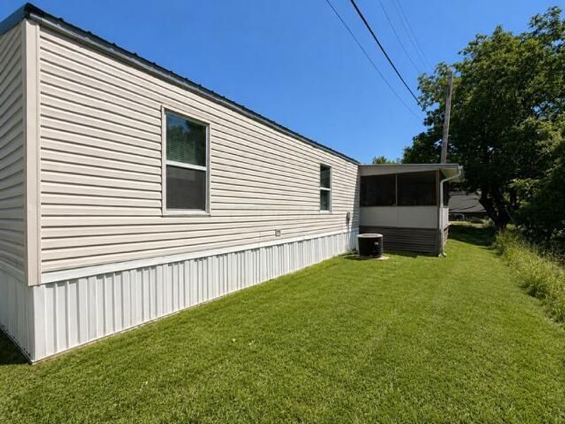 24 Horseshoe Drive , Newark, OH 43055 Photo 14