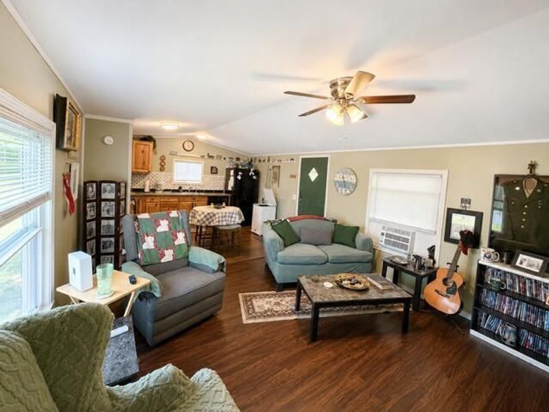 24 Horseshoe Drive , Newark, OH 43055 Photo 3