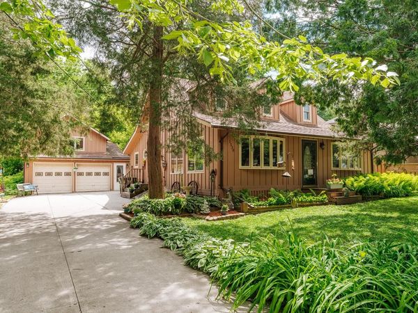 1538 3rd STREET, Delafield, WI 53018