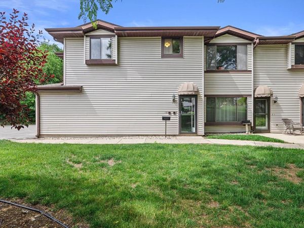 3220 Wood ROAD, Unit 10, Mount Pleasant, WI 53406