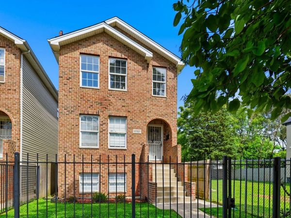 11707 S Morgan Street , Chicago, IL 60643