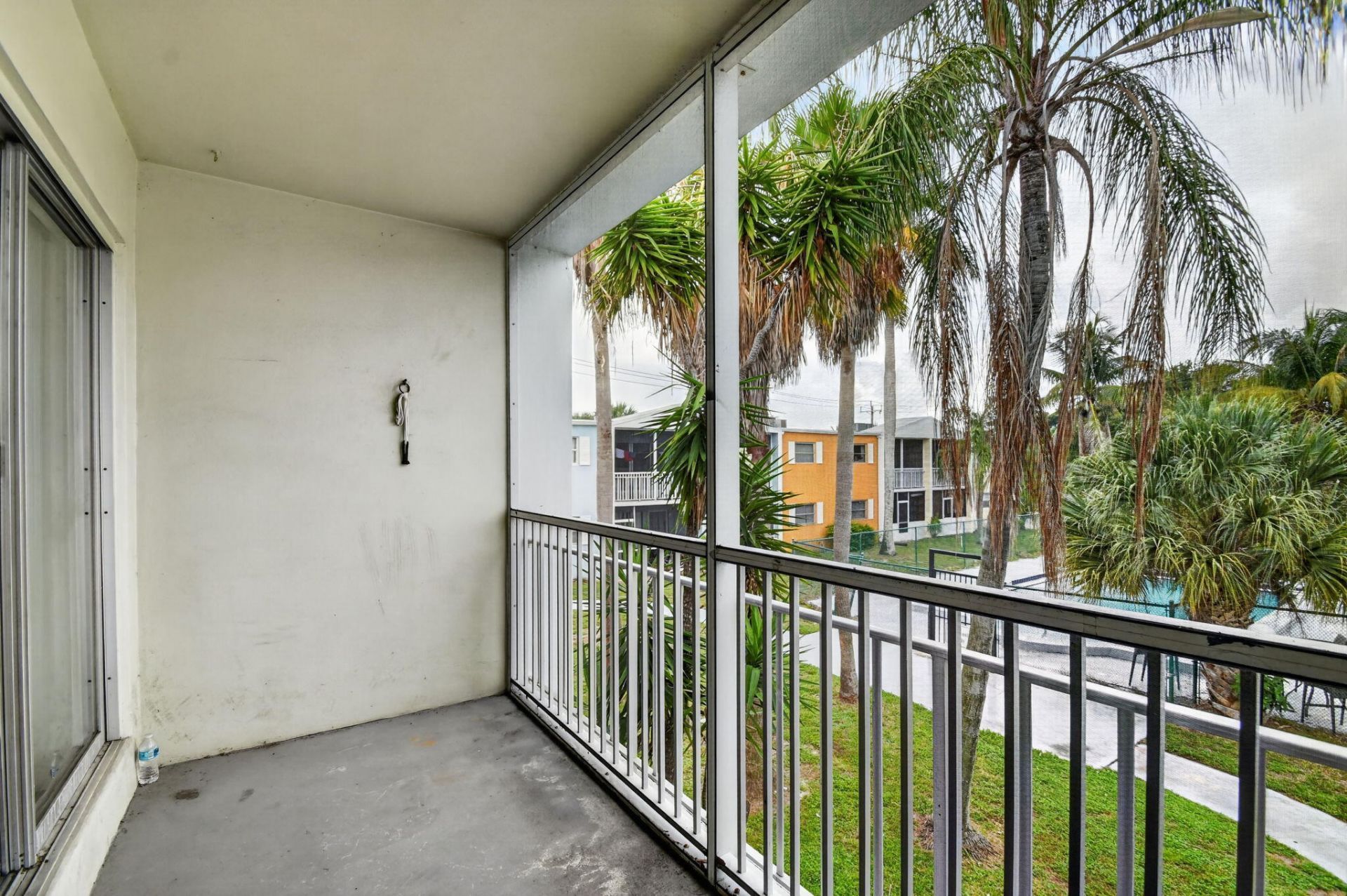 1505 Crescent Circle, Unit B24, Lake Park, FL 33403 Photo