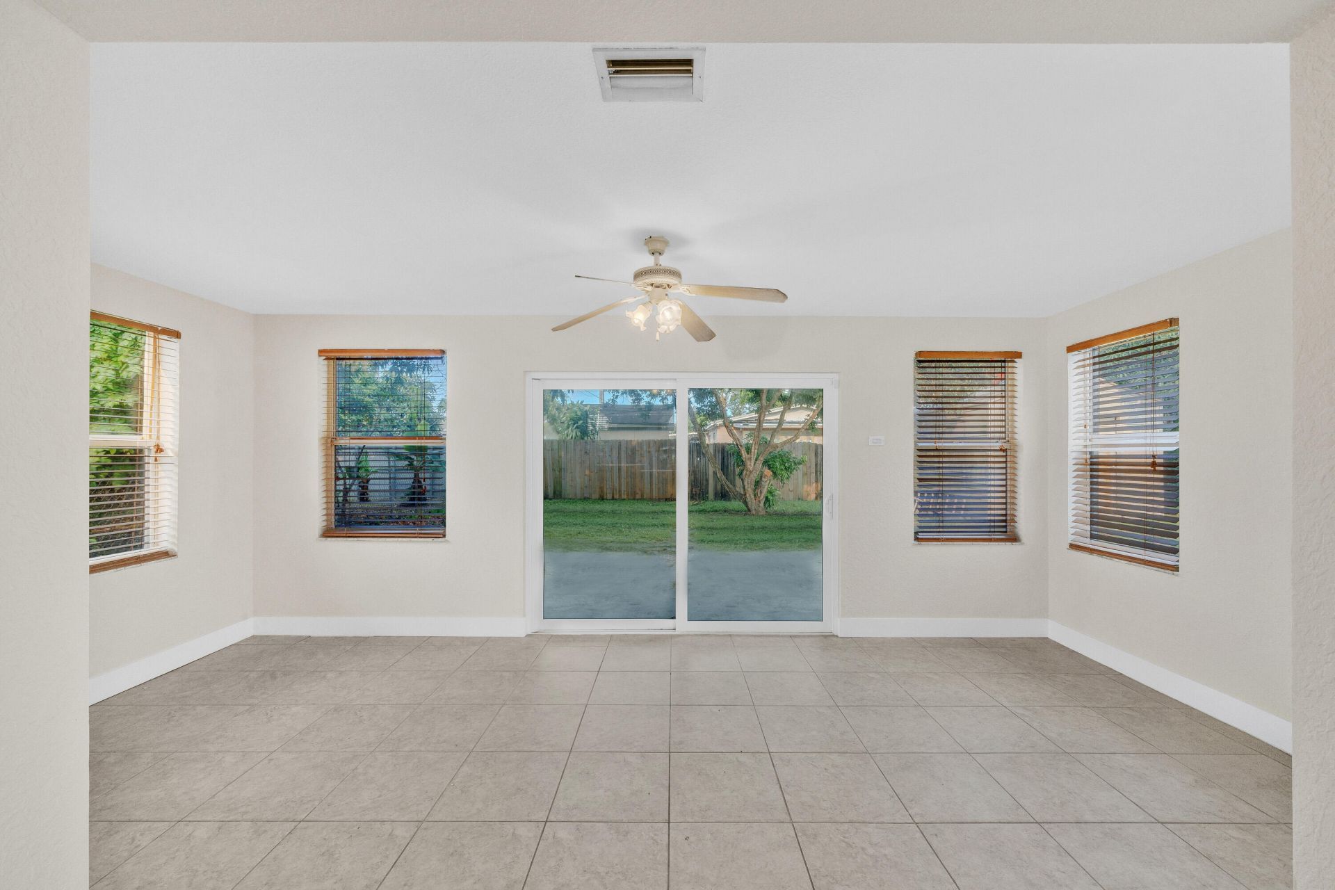 301 N 65th Way, Hollywood, FL 33024 Photo