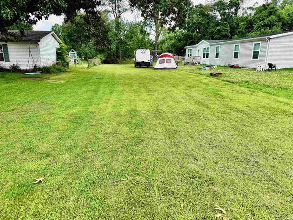 10521 Fairview Avenue, Osceola, IN 46561