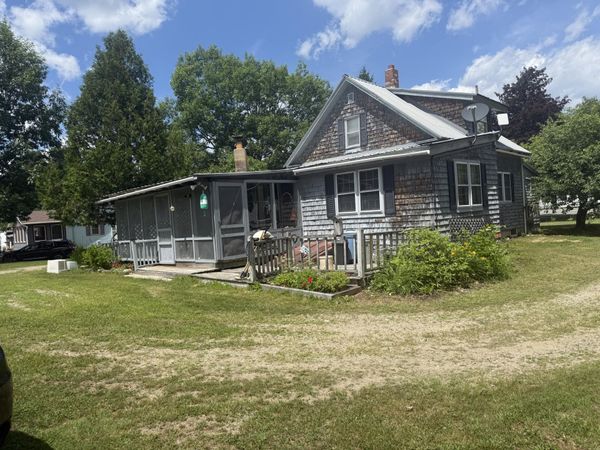 2653 Lee Road , Lee, ME 04455