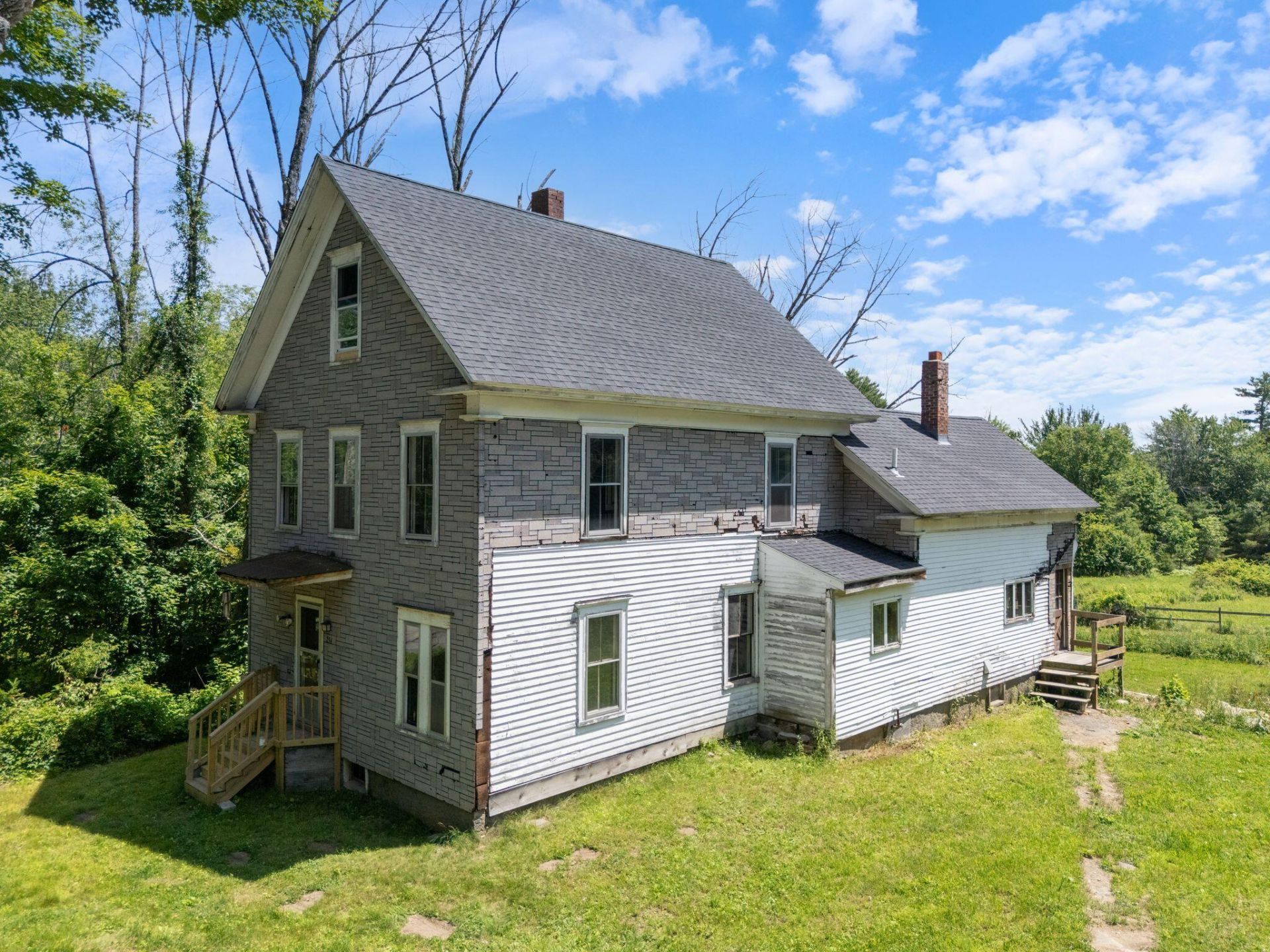 254 Sunset Road, Sanford, ME 04083 Main Photo