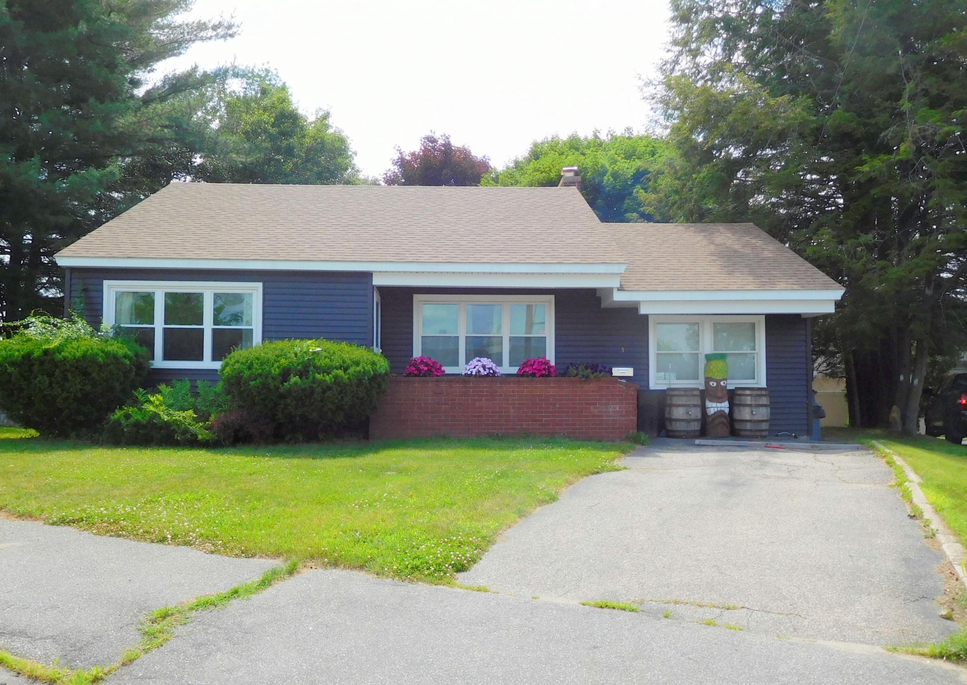 9 Spofford Street  Lewiston, ME 04240