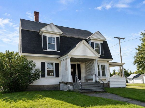 129 Greeley Street , Pittsfield, ME 04967
