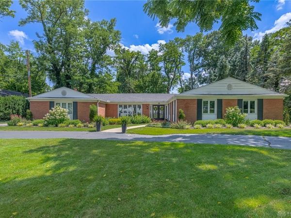 650 Winding Way, Kettering, OH 45419