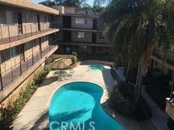 8505 Columbus Avenue, Unit 211, North Hills, CA 91343