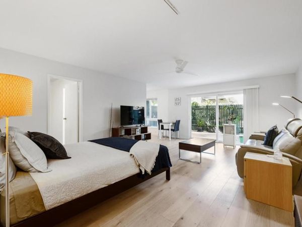 814 N Delaware Street, Unit 102, San Mateo, CA 94401