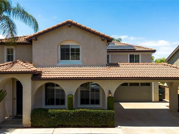 1605 Rivendel Drive, Corona, CA 92883