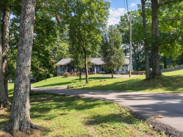 1446 Old Hillsboro Rd, Franklin, TN 37069