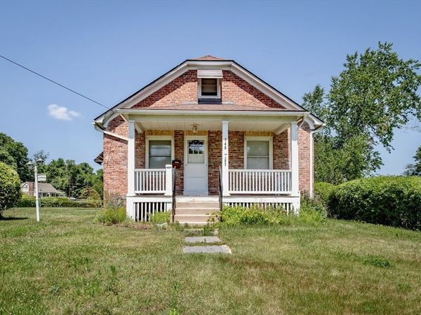 146 High Street, Agawam, MA 01001