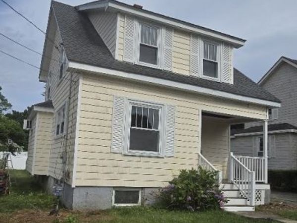 38 Germain Ave, Haverhill, MA 01835