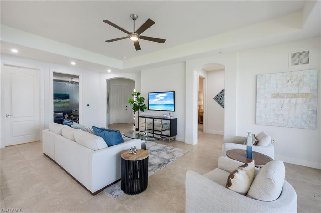558 Avellino Isles Cir , Unit 14102, Naples, FL 34119 Photo
