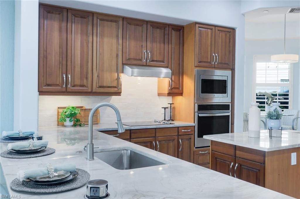 558 Avellino Isles Cir , Unit 14102, Naples, FL 34119 Photo