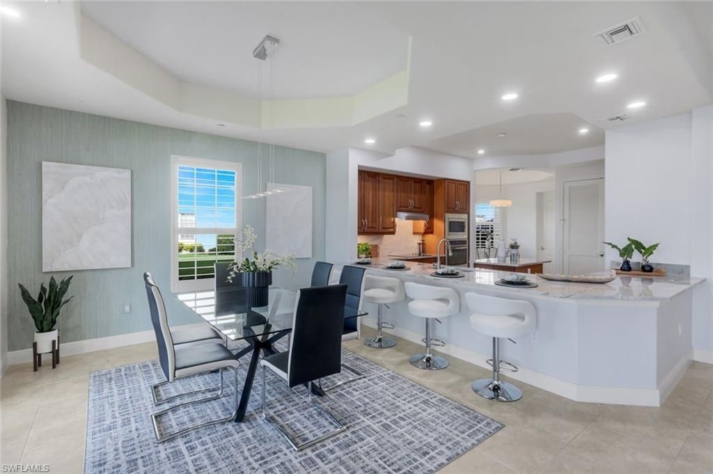 558 Avellino Isles Cir , Unit 14102, Naples, FL 34119 Photo