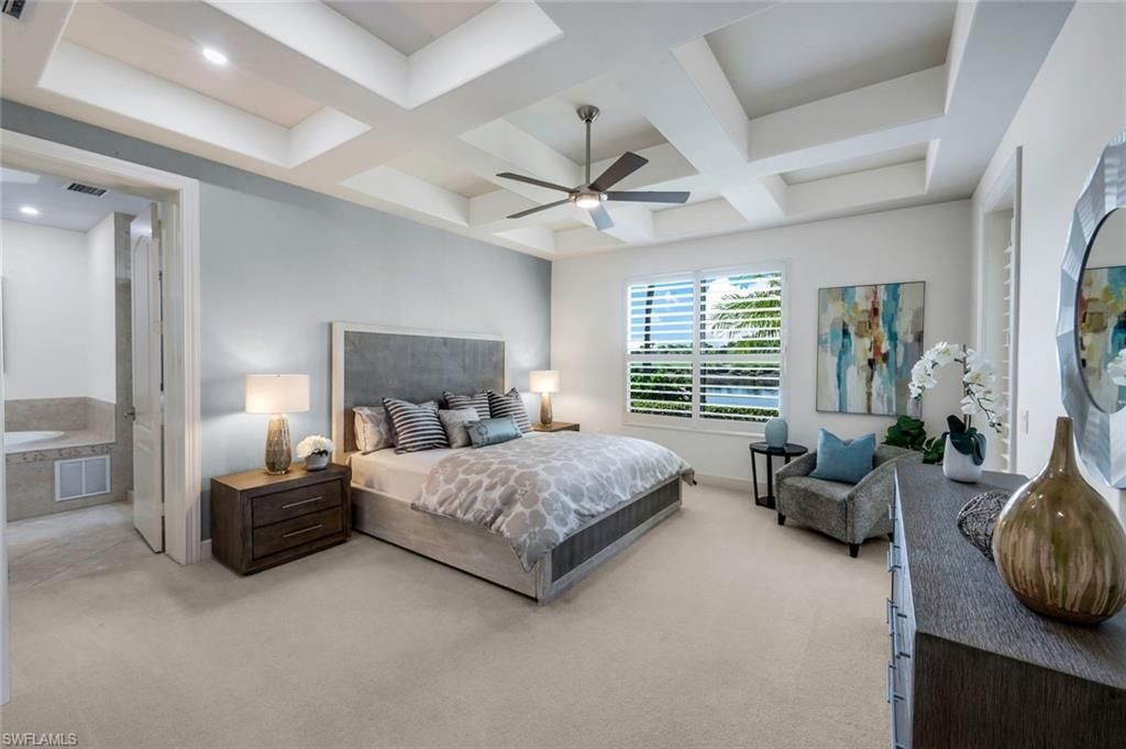 558 Avellino Isles Cir , Unit 14102, Naples, FL 34119 Photo