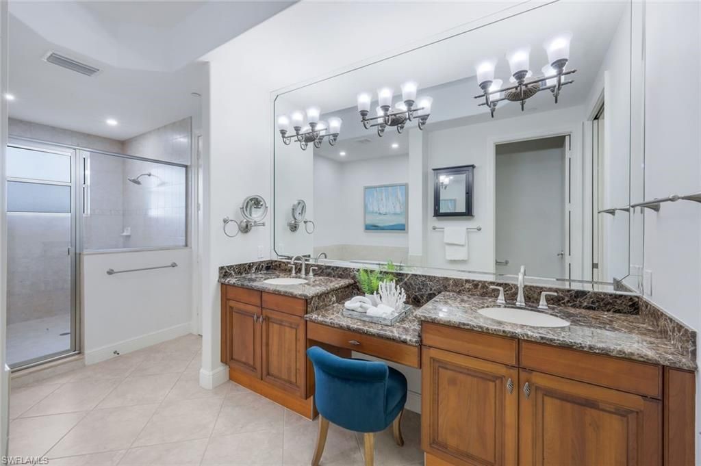 558 Avellino Isles Cir , Unit 14102, Naples, FL 34119 Photo