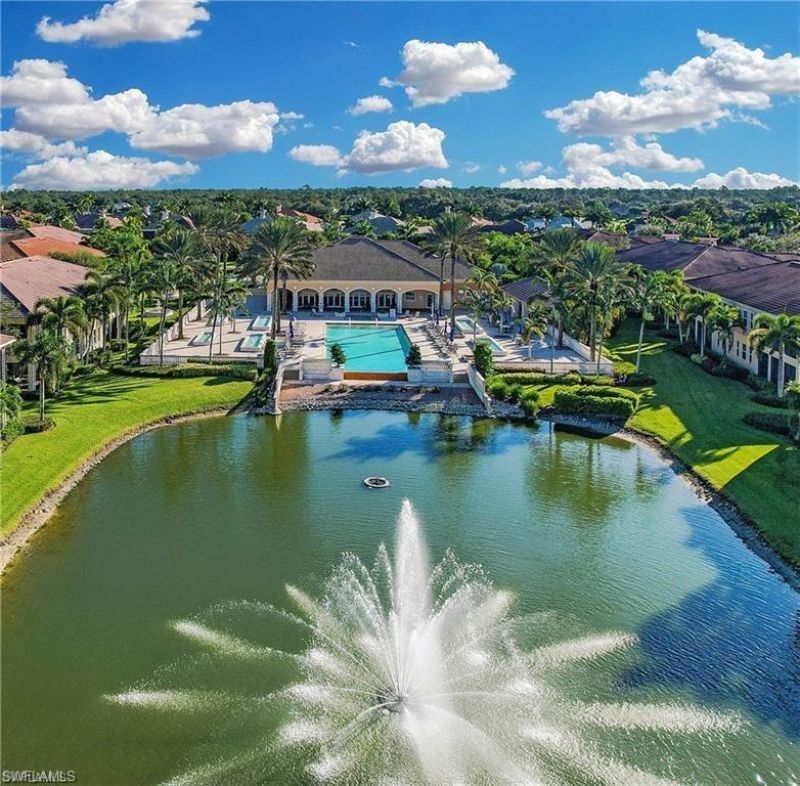 558 Avellino Isles Cir , Unit 14102, Naples, FL 34119 Photo
