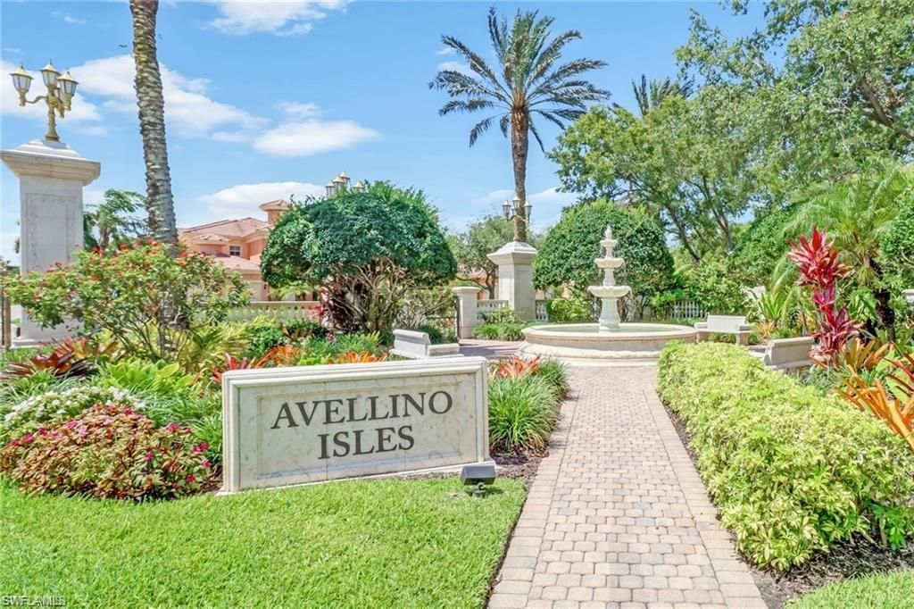 558 Avellino Isles Cir , Unit 14102, Naples, FL 34119 Photo