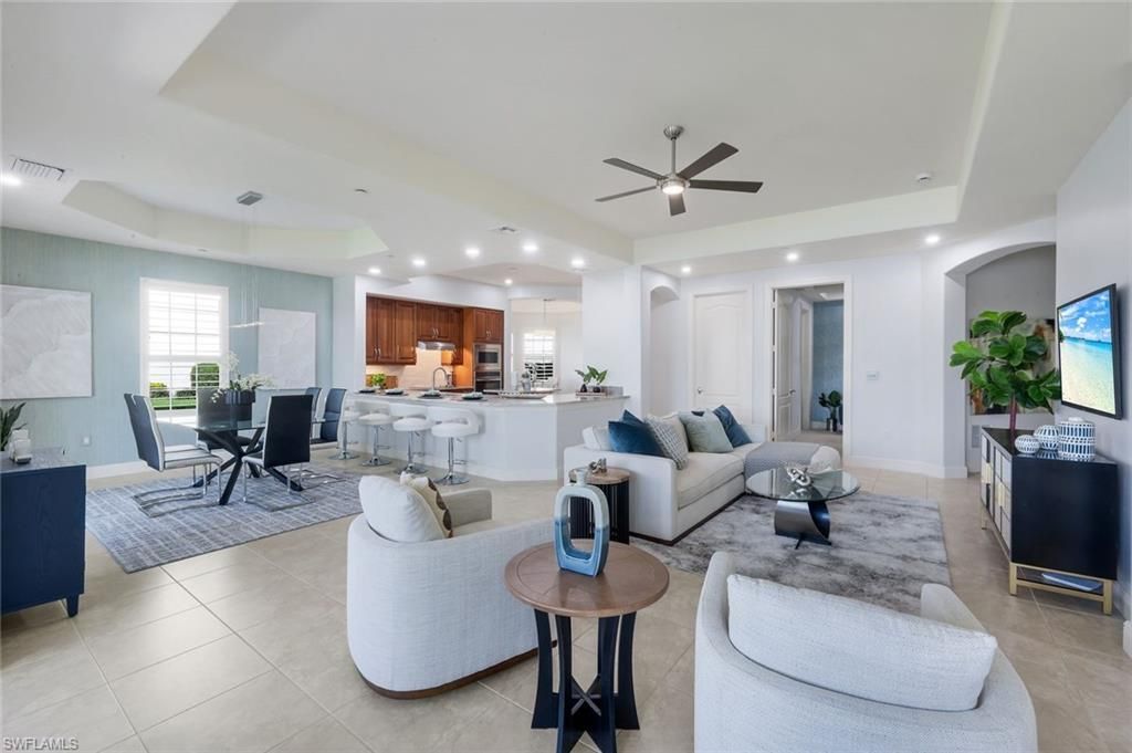 558 Avellino Isles Cir , Unit 14102, Naples, FL 34119 Photo