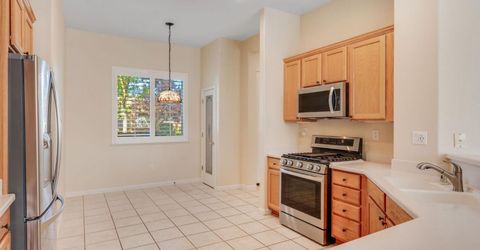 2713 Robinson Creek Ln, Elk Grove, CA 95758 Photo