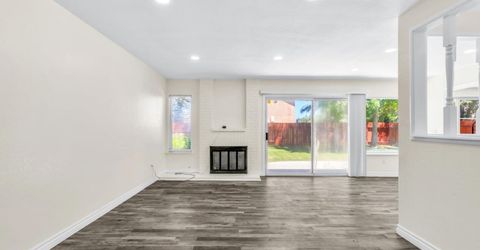 9081 Meadowdale Way, Elk Grove, CA 95624 Photo