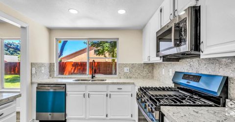 9081 Meadowdale Way, Elk Grove, CA 95624 Photo