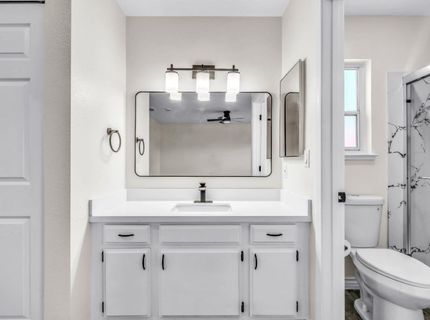 9081 Meadowdale Way, Elk Grove, CA 95624 Photo
