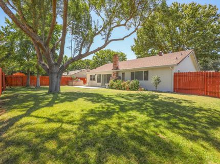 9081 Meadowdale Way, Elk Grove, CA 95624 Photo