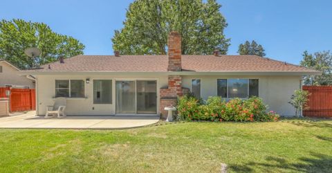 9081 Meadowdale Way, Elk Grove, CA 95624 Photo