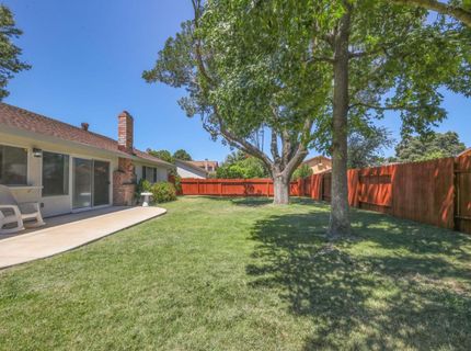 9081 Meadowdale Way, Elk Grove, CA 95624 Photo