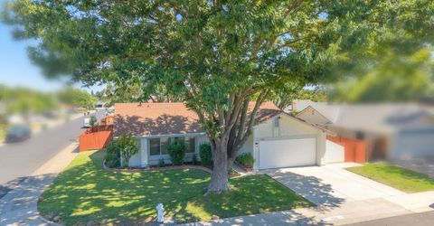 9081 Meadowdale Way, Elk Grove, CA 95624 Photo