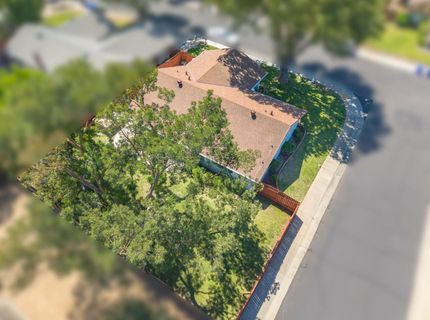9081 Meadowdale Way, Elk Grove, CA 95624 Photo