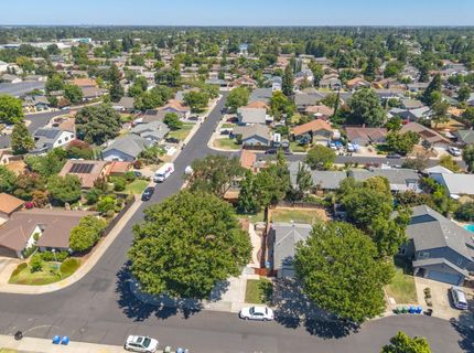 9081 Meadowdale Way, Elk Grove, CA 95624 Photo
