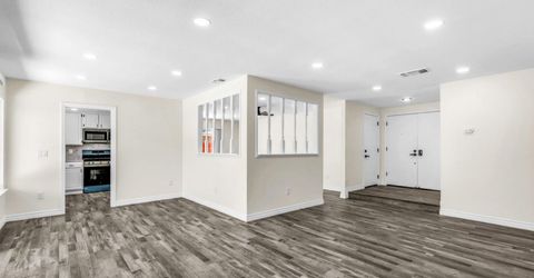 9081 Meadowdale Way, Elk Grove, CA 95624 Photo