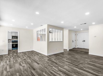 9081 Meadowdale Way, Elk Grove, CA 95624 Photo