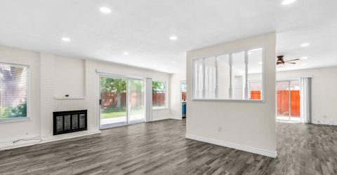 9081 Meadowdale Way, Elk Grove, CA 95624 Photo