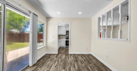 9081 Meadowdale Way, Elk Grove, CA 95624 Photo