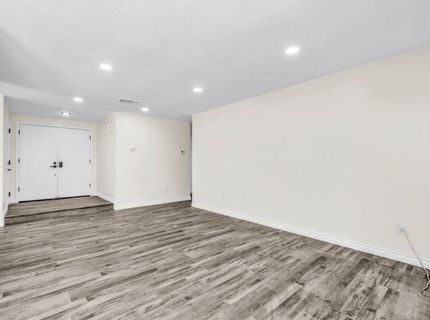 9081 Meadowdale Way, Elk Grove, CA 95624 Photo